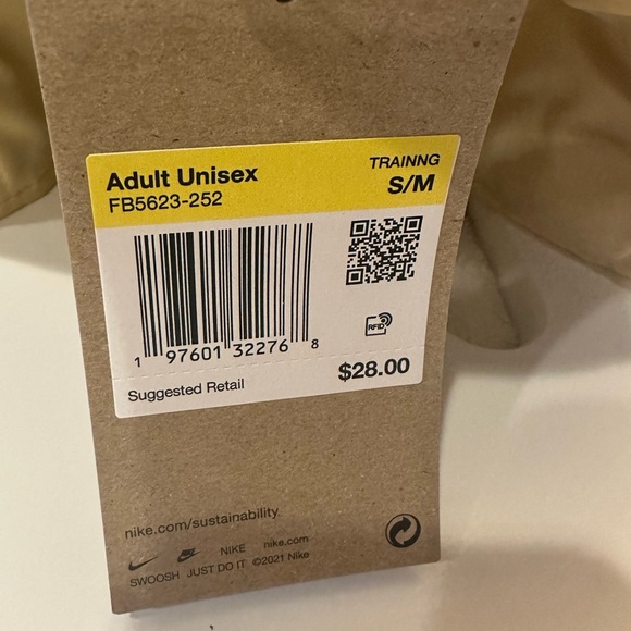 Nike Dri-FIT Rise Cap - Picture 2 of 7